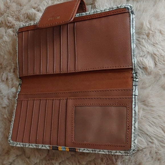 NWT Fossil Madison Tab Clutch Wallet Leather Trim - Picture 5 of 12